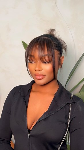 Chez Ruby's Beauty Salon - H.A.I.R B.O.S.S 💯 on Instagram: "Élégant X sexy 😍 Frontal REINSTALL/Ponytail ✨ Kinky straight frontal from @shopruby_hair ✨ BOOK ONLINE- link in bio . . . . . #Chezlesrubys #montrealhairstylist #Hairpage#Foryou #frontalponytail #frontalponytailmontreal #frontalponytailcanada #Explorepage #fypシ #reels #Hairpage #Montrealhairsalon #naturalhairlinefrontal #montrealbestwiginstall ##Meltlace #canadianhairstylist #torontohairstylist #Fyp #Trend #explore #viral #naturalhair