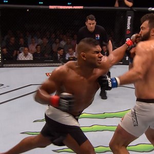 3.3M views · 10K reactions | One of the scariest finishers around  Re-watch Alistair Overeem vs Arlovski ⤵️ #UFCDC | UFC | Facebook