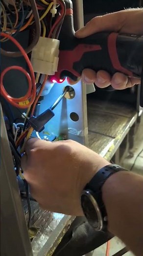 Installing a UV light on home HVAC system. #uvlight #cleanlight #uvclighting #ultravioletlamp