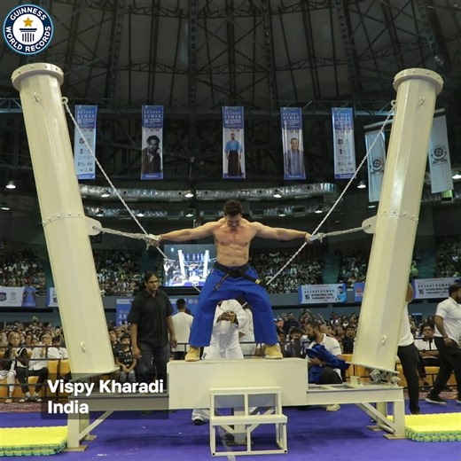 1.5M views · 7.2K reactions | How long can super-strong man Vispy Kharadi hold these Hercules Pillars? 勞 | Guinness World Records | Facebook