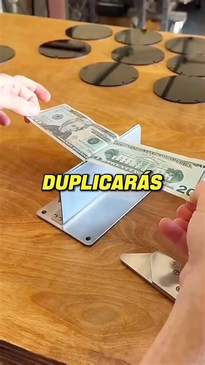 That's why you should ALWAYS check your money carefully... 🤯💵