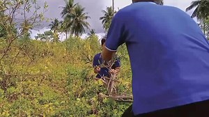 33 reactions · 4 comments | The Photographer (watch 'till the end) | Padyakers Ta Vines | Facebook