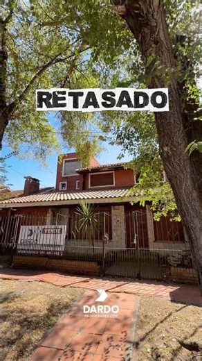 ¡Retasado! Chalet de 7 ambientes a reciclar en venta en zona Parque Luro