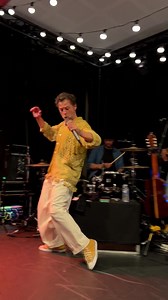 CHRISTOPHE MAE envoûte le public avec le titre « L’amour » extrait de son dernier album « C’est drôle la vie » ! 😍🎶🫶🏻 | Alouette Radio