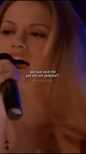 Haley Sings 'Halo' | Tradução | One Tree Hill
