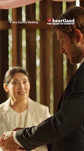 It's the holiday season, and wedding season too! Catch "A Very Country Wedding," streaming now on It's Real Good TV. 💍 #WatchHeartlandNetwork #AVeryCountryWedding | The Heartland Network