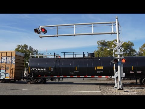 CFNR 504 Corning Flyer South | E Walnut Ave. Railroad Crossing Willows CA [Extra Bells]
