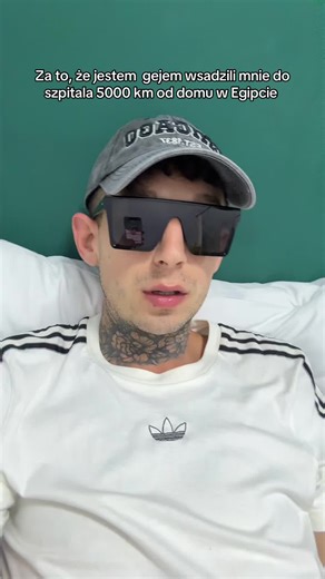‏Dali mi kroplówkę żebym był hetero po powrocie