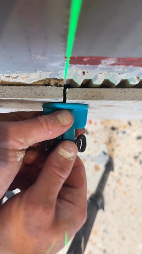 5.8M views · 3.7K reactions | How a Tile Levelling Clip Works | Jackthetileruk | Facebook