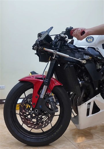 Adjusting Steering Damper Position for Ducati Performance