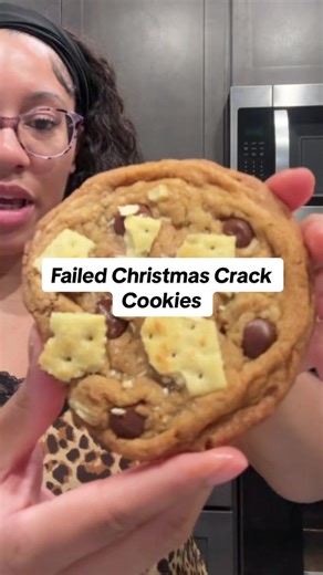 Failed Christmas Crack Cookies with Toffee