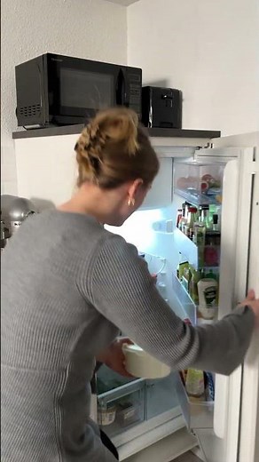 Der Food Fact Check: Darf man Spinat wirklich nicht nochmal aufwärmen? 🧐 #maggikochstudio #shorts