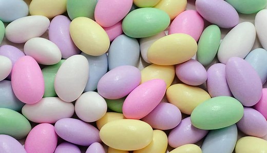 Jordan Almonds (History, Ingredients & FAQ) - Snack History