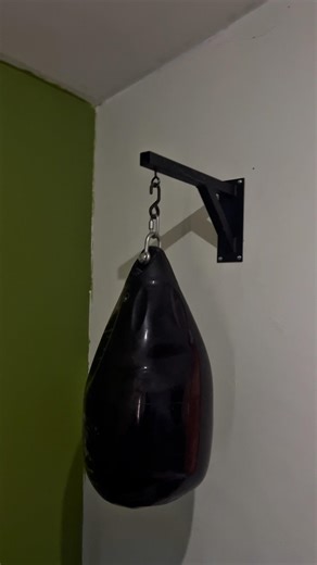 Build a stand for boxing bags #boxing#metalwork