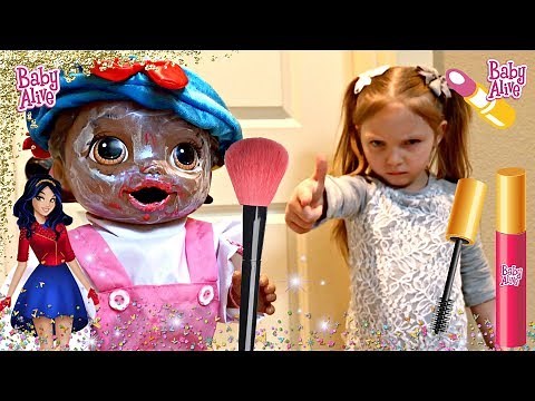 BABY ALIVE sneaks MAKEUP! INSTAGRAM makeup TRENDS! The Lilly and Mommy Show. The TOYTASTIC Sisters