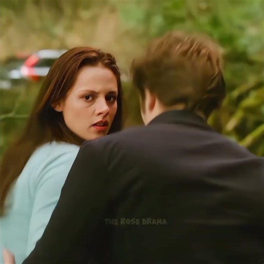 Edward push jacob, bella calm down jacob anger🔥😎#shorts