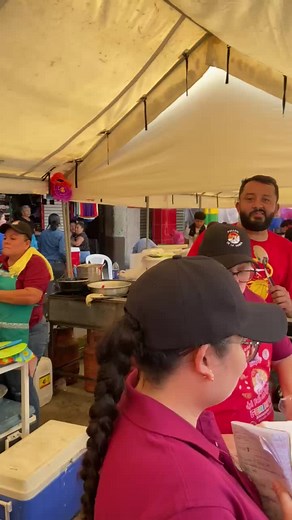 Los pollos la Quinta en el festival del pollo frito en El Progreso. Busca pollos la quinta en la quinta calle de Colonia Palermo. #pollofrito@YolandM87