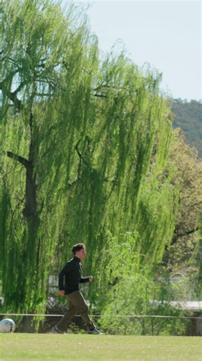 There's a lot to love when your campus is as sunny, green and lively as this ☀️ | The Australian National University