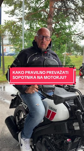 Kako pravilno prevažati sopotnika na motorju: 3 varnostni nasveti