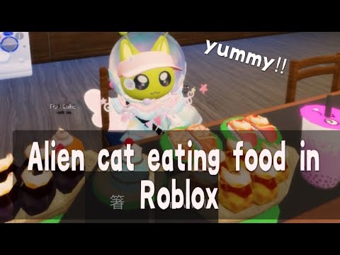 Alien cat eating food in Roblox😋❤️