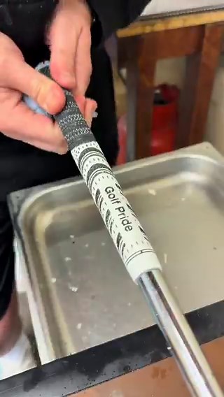 So, do you know how often you're supposed to regrip your golf clubs? Can you guess? And be honest, how often do you regrip yours? 🤨