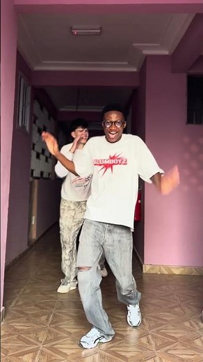 Mavins- Dorobucci X Kizz Daniel-[Mama] Official Dance Video