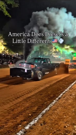 No1 Engine Carbon Clean on Instagram: "America does diesel’s a little different… and by different, I mean completely insane. This is Diesels in Dark Corners in White Plains, Georgia — one of the wildest diesel competitions in the country. Super Stock, Pro Stock, big rigs, farm tractors… if it runs on diesel, someone’s turned it into a weapon. The tractor in this clip? A Duramax-powered Super Stock pulling tractor pushing crazy boost and dragging over 40,000 lbs down a dirt track like it owes it 