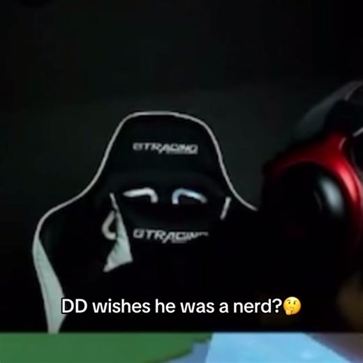 DD wishes he was a nerd? 🤔 || #ddosama #twitch #stream #nerds #foryou #foryoupage #forupage #fypage #fyp #fyp #fyppppppppppppppppppppppp