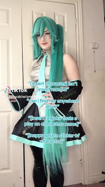 this is in reference to cosplay durrrr dead internet theory #hatsunemiku #foryoupage #cosplay #vocaloid #mikucosplay also thanks for 3k if you see this