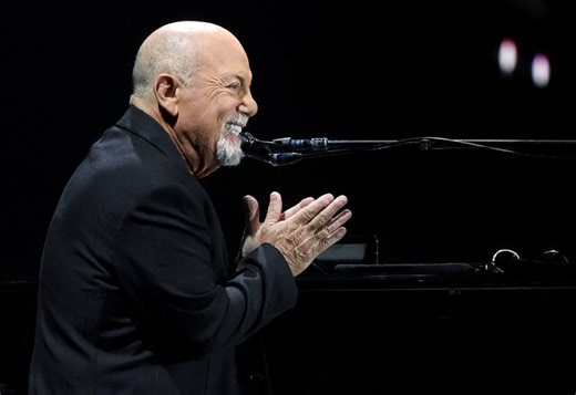 Billy Joel takes surprise stage in South Florida — 1st time since diagnosis