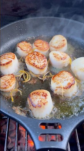 Scallops Sizzlin’ on the Big Green Egg 🔥#biggreenegg #bbqbutchernz