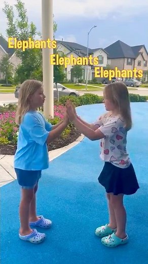 2 Players Hand Clap Game - Miss Mary Mack