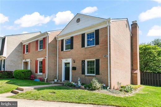 7213 Evanston Rd, Springfield, VA 22150 - MLS VAFX2306806 - Coldwell Banker