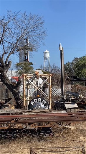 Beautiful skies over Big Wells, Texas!!! 02/24/26 | Adam Flores