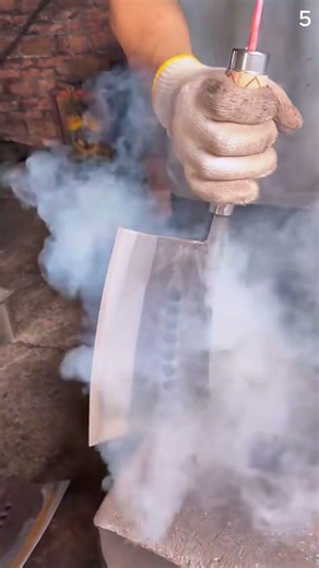 Simple technique for attaching a knife handle with simple tools #shorts