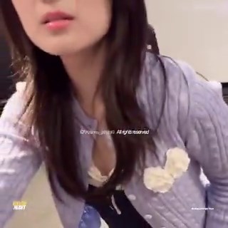 emang boleh se OMAYGAD gitu 🤏fans nya hyeyoon pada kreatif cara flirting ke hyeyoon, sampe pada terinspirasi mau ikutan flirting ke idolnya kyak gitu •kdm•