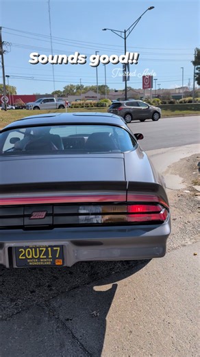 Chevy Camaro Z28 sounds good #explorepage #twistedaxlemotorsports #cars #z28 #musclecar #chevy #chevycamaro #classiccar #fblifestyle | Twisted Axle Car Club