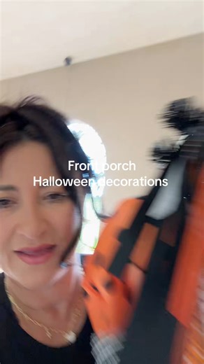 51K views · 1.2K reactions | Front porch Halloween decorations #Halloween #decoration | A Day with Ms. K | Facebook