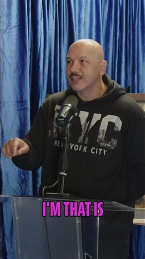 Are AI Text Suggestions KILLING Our Ability to Think? #shorts