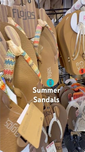 SUMMER SANDALS FLOJOS BILLABONG & MORE TJ MAXX #summersandals #tjmaxxfinds #tjmaxxdesignerfinds