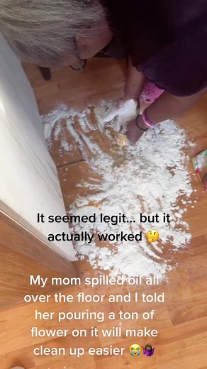 Telly Bells🍒 (@telly.bells)’s video of spill oil