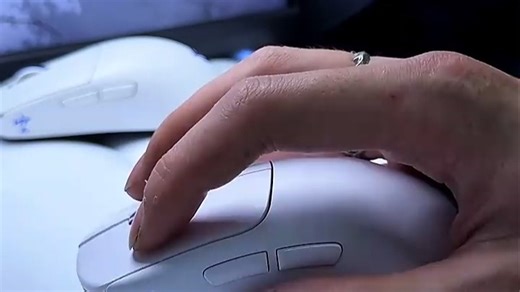 超轻量化万金油模组标配8K接收器，高强度结构设计，兼容多场景便携使用，解决户外携带与信号稳定痛点，型号M8Pro，分享骑行、露营实测体验。