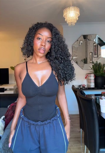 Exploring the TikTok Bodysuit: Sizing and Style Tips