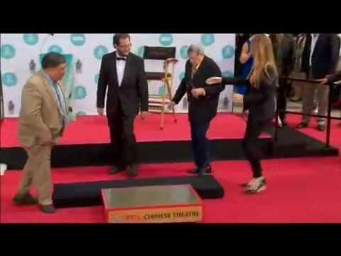 Jerry Lewis Immortalized In Cement At Chinese Theatre
