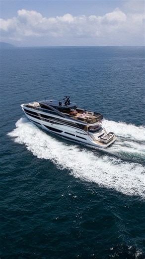 Princess X95 — megayacht-level space, engineered into a 95-foot footprint. Designed with long, uninterrupted lines and full-length decks, the X95 unlocks a new kind of freedom: more possibilities. A saloon that stretches to the horizon. A fully enclosed Sky Lounge unlike anything in her class. A full-beam owner’s suite with light on every side. Built with a 13,400 L fuel capacity — she was built for crossing distances and collecting stories. Filmed by YachtWay during the FLIBS. Your Yacht. Your 