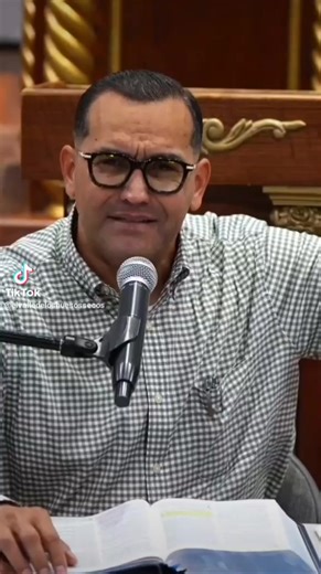 Videos de elodia 😇 (@elodia1296) con “sonido original - elodia 😇”