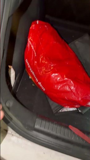 Hyundai i30 rear light bulb replacement
