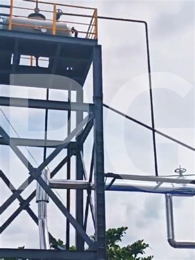 ♻️ Used Engine Oil → Near-Virgin Base Oil (SN70–SN500) | Up to 80% Yield Want a re-refining solution that’s industrial-grade, energy-efficient, and low-maintenance? PPGT-TB Used Oil Re-refining to Base Oil Plant is based on vacuum distillation with TFE Wiped Film Evaporator, designed to recover API Group I base oils (SN70–SN500) from waste lubricating oils. ✅ Key advantages 🔹 Petrochemical-standard manufacturing (robust materials & fabrication quality) 🔹 Energy-saving design for lower operatin