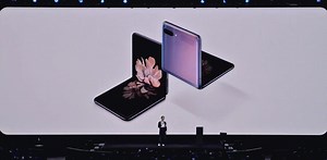 お値段は1380ドル（約15万円）。サムスンのタテ型折りたたみスマホ｢Galaxy Z Flip｣はバレンタインにデビュー！ #SamsungEvent
