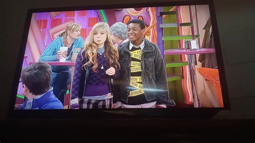 iCarly Season 2 Episode 36: iQuit iCarly Recap